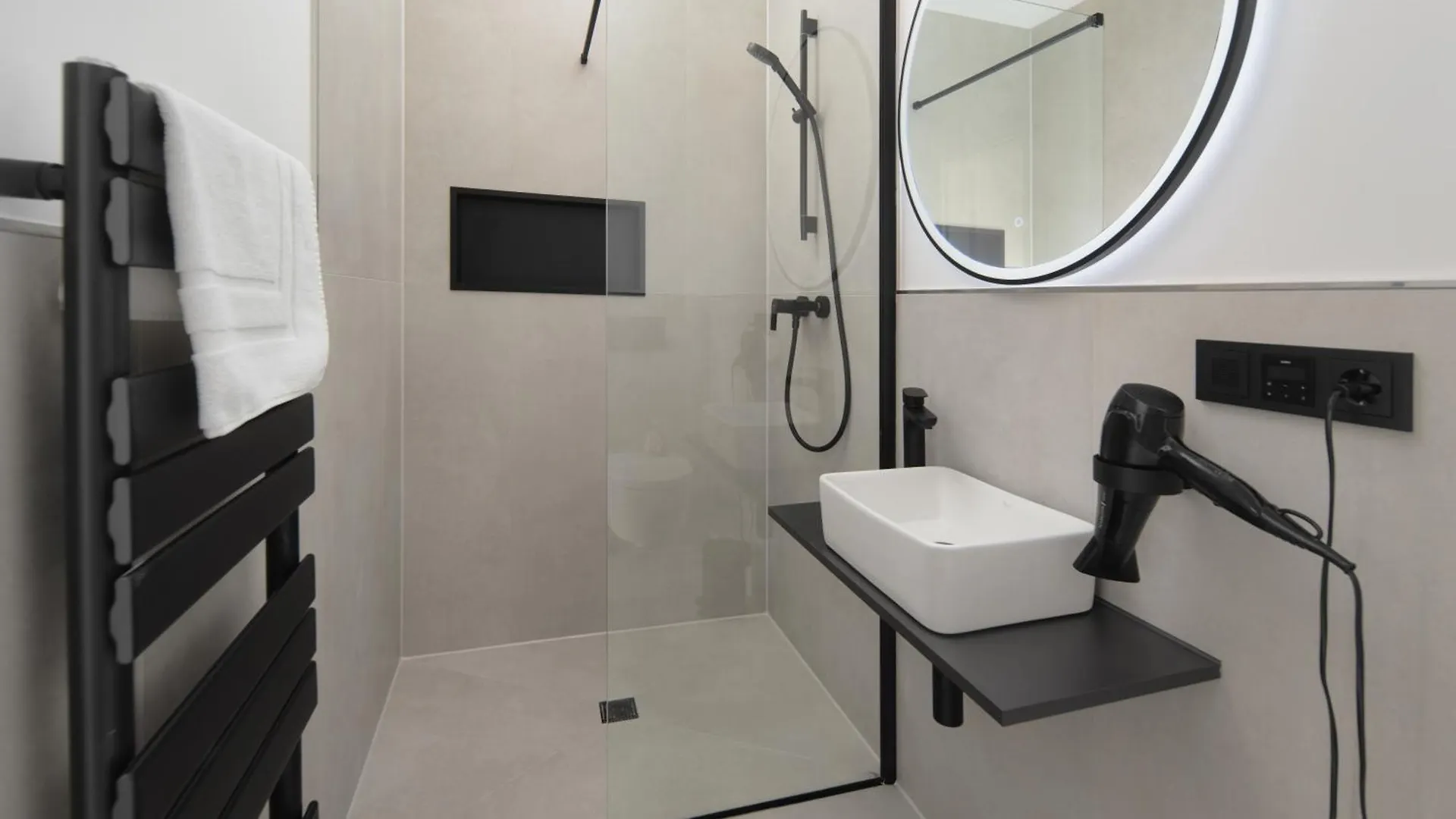 Rooms-Bremen Super Zentrale Studio-Apartments Hbf-Messe-Oevb Arena-City Apartment