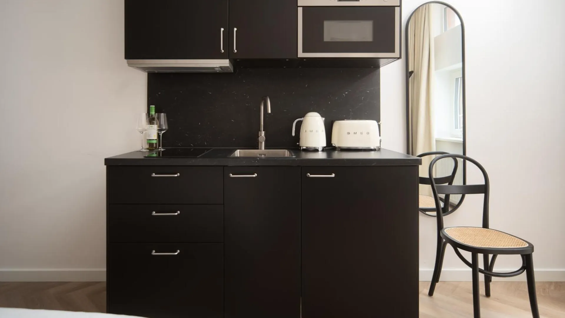 Rooms-Bremen Super Zentrale Studio-Apartments Hbf-Messe-Oevb Arena-City Apartment Bremen