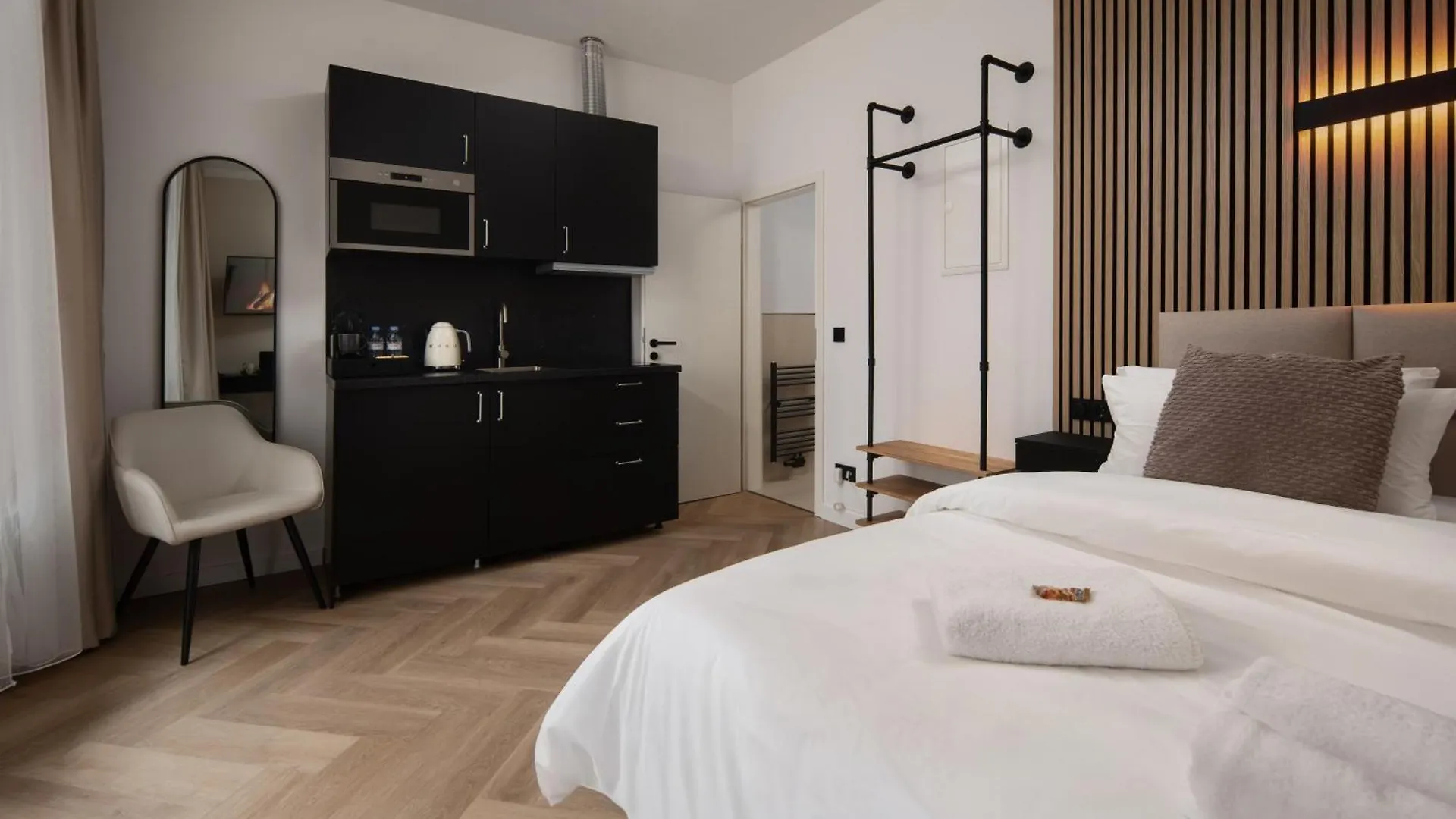 Rooms-Bremen Super Zentrale Studio-Apartments Hbf-Messe-Oevb Arena-City Apartment Bremen